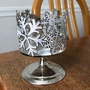 Candle holder